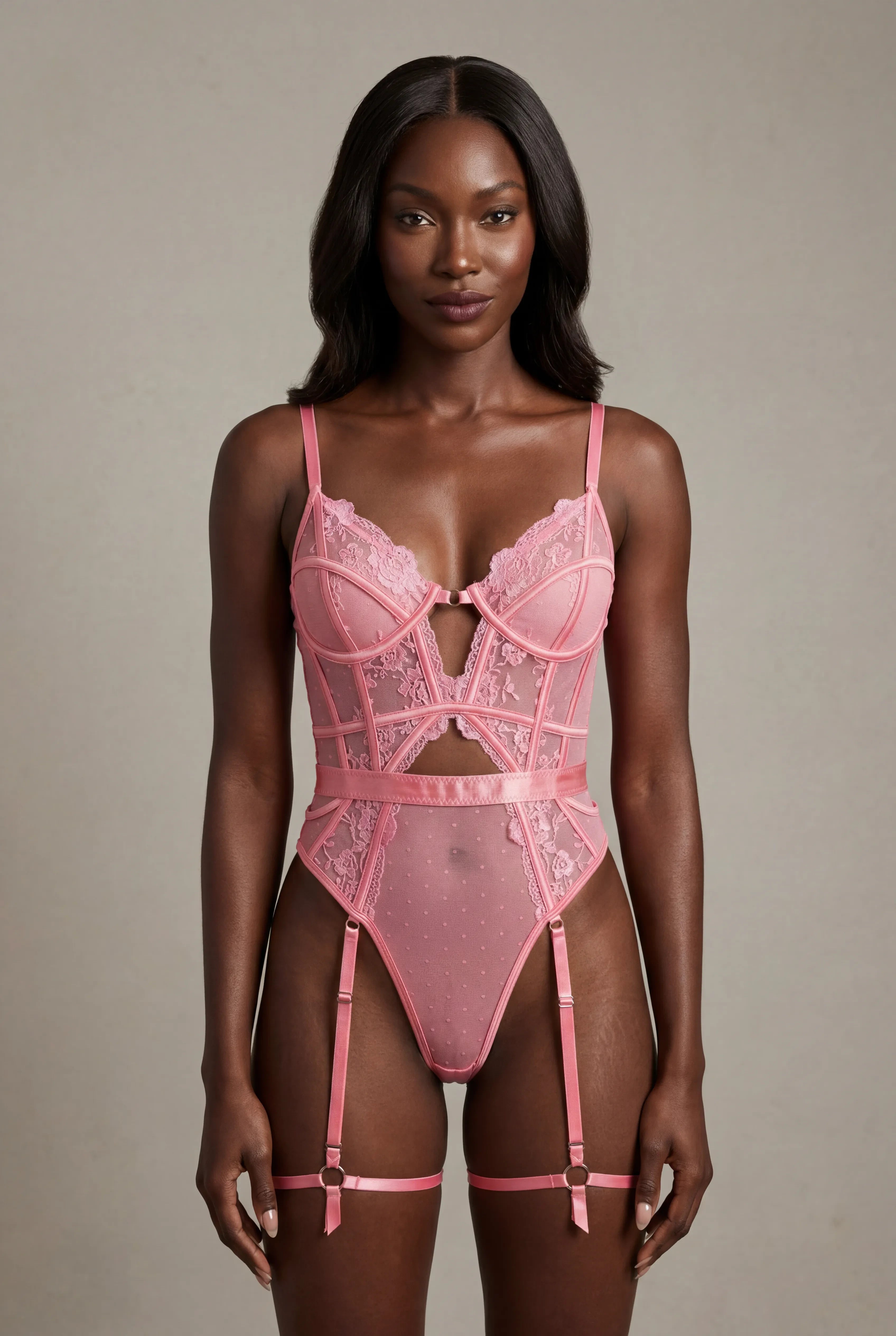 Body en dentelle avec tour de cuisses - AUDACE Rose
