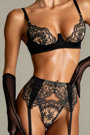 Ensemble lingerie pour femme trois pièces - EMBRACE Noir